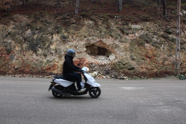 Amasyada yol kenarında fark etti Köylüler dağı deldi, gerçeği öğrenince dondu kaldı