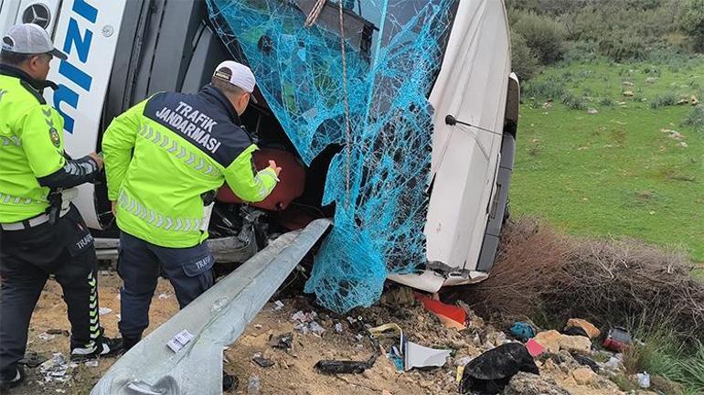 Antalyada katliam gibi kaza 8 kişi hayatını kaybetti, çok sayıda yaralı var