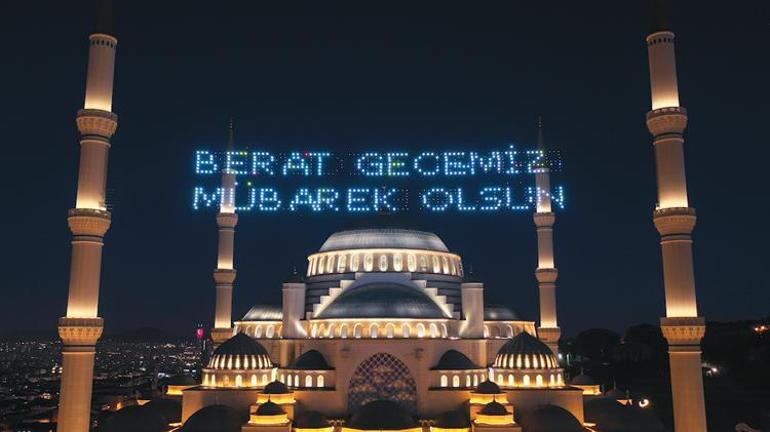 Berat Kandili namazı nasıl kılınır Kaç rekat, nasıl niyet edilir Berat Kandili Gecesi namazı adım adım kılınışı