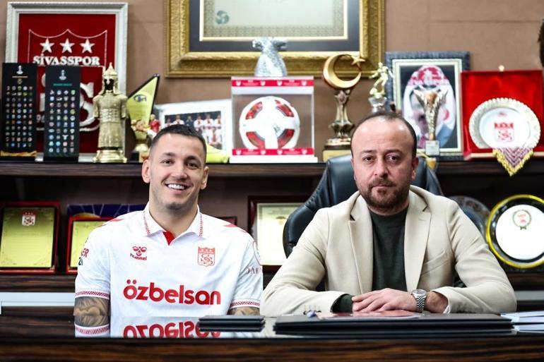 Sivasspor’un efsane ismi yeniden imza attı
