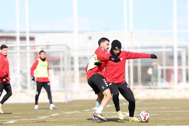 Sivasspor, Sarıyer maçı öncesi harekete geçti