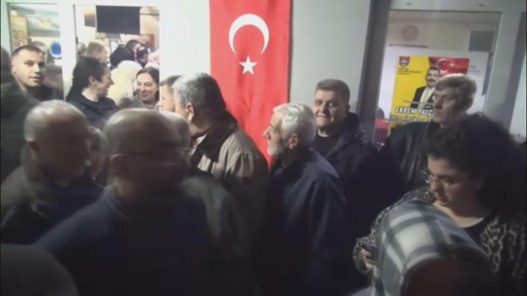 İstanbulda sağanak bir anda bastırdı