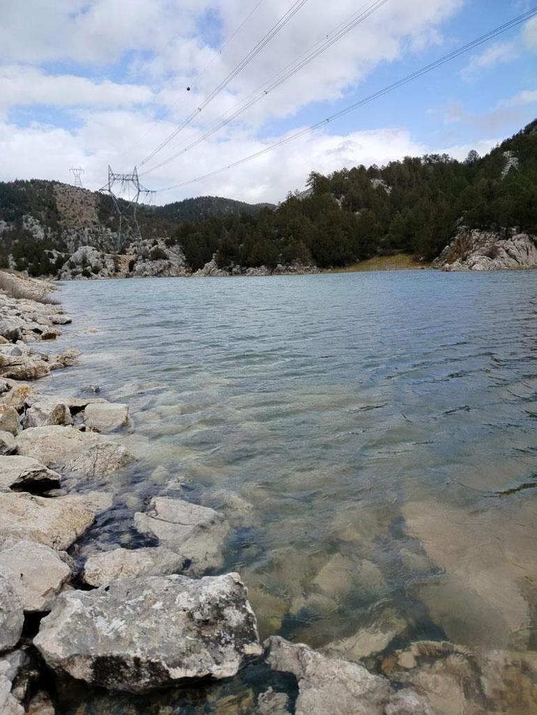 Konyanın Derebucak ilçesindeki Gembos Ovası adeta göle döndü