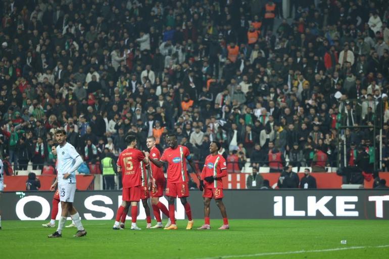 Amedsporda Mbaye Diagnenin paylaşımı olay yarattı: Beni aradılar