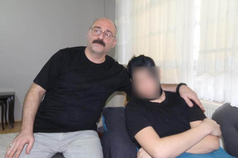 Eskişehirde top kavgası Liseli genci 4 arkadaşı öldüresiye dövdü