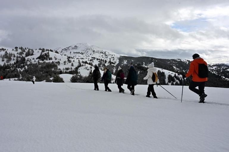 Tersun Dağı’nda kar kalınlığı 1,5 metreyi buldu, İsviçre Alplerini aratmayan manzaralar ortaya çıktı