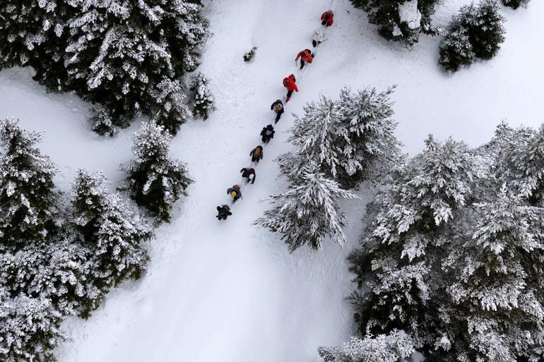 Tersun Dağı’nda kar kalınlığı 1,5 metreyi buldu, İsviçre Alplerini aratmayan manzaralar ortaya çıktı