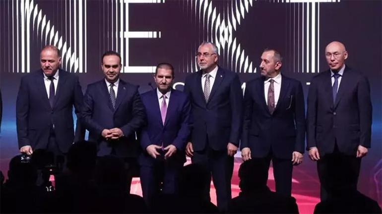 Bakan Kacır: 2030a dek 10 milyar dolarlık veri merkezi ve yapay zeka yatırımını harekete geçireceğiz