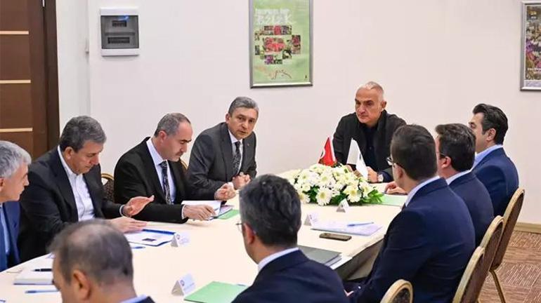 Bakan Ersoy BETUYABta önemli değerlendirmelerde bulundu Belek’te uygunsuz yapılara müdahale yolda