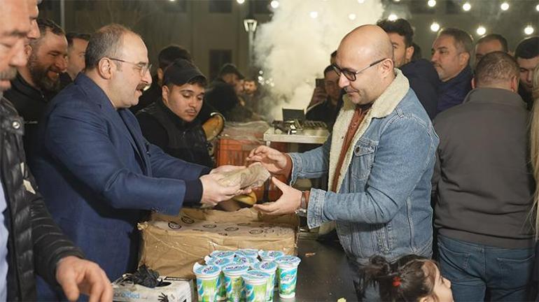 Ankara’nın kalbinde sahur buluşması Türkiye’nin ilk sosyal konut projesi etkinliğe ev sahibi oldu