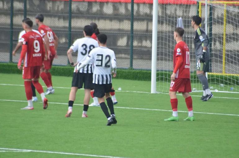 3. lig ekibi 23 dakikada 12 gol yedi, resmen küme düştüler