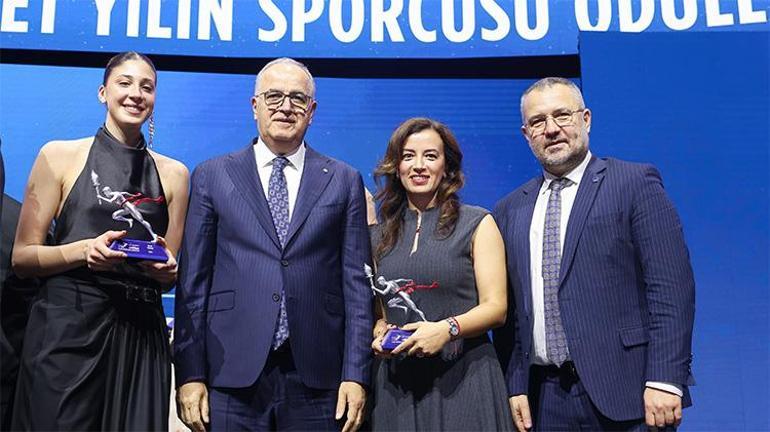 Türk sporunun onur gecesi... 1.AXA Sigorta Milliyet yılın sporcusu ödülleri sahiplerini buldu