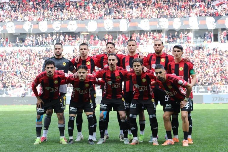 Eskişehirspor, Kütahyaspora 4 gol attı, zirve alev aldı