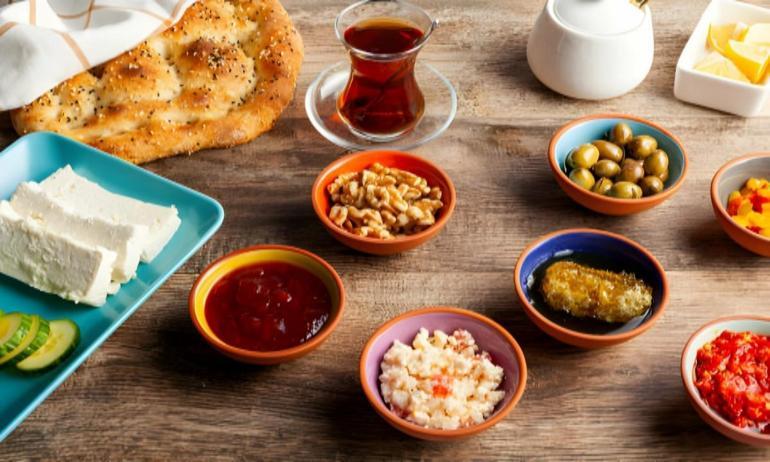 Çaya yüzde 10 zam: ÇAYKUR yeni fiyatları duyurdu