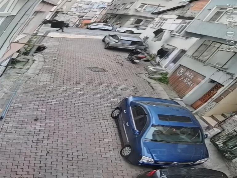 Kağıthanede bir garip hırsızlık Atladığını görenler şok oldu