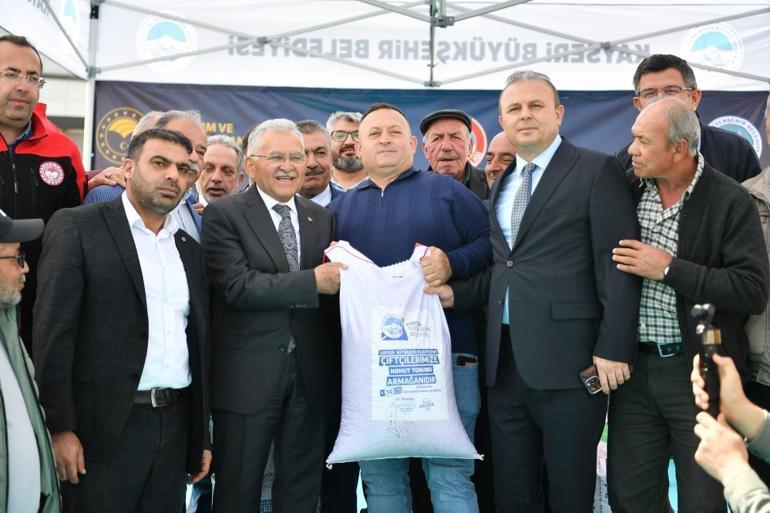 Kayseride 360 tonu yüzde 50 indirimle dağıtıldı