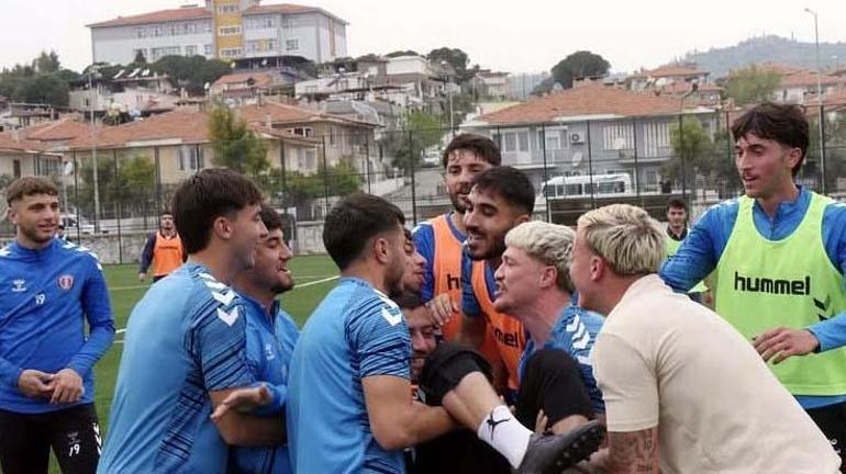 Adana Demirspor ve Adanasporun eski yıldızı futbolu bıraktı