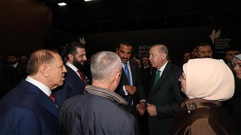 Diplomasinin nabzı Antalyada atıyor Erdoğandan peş peşe görüşmeler
