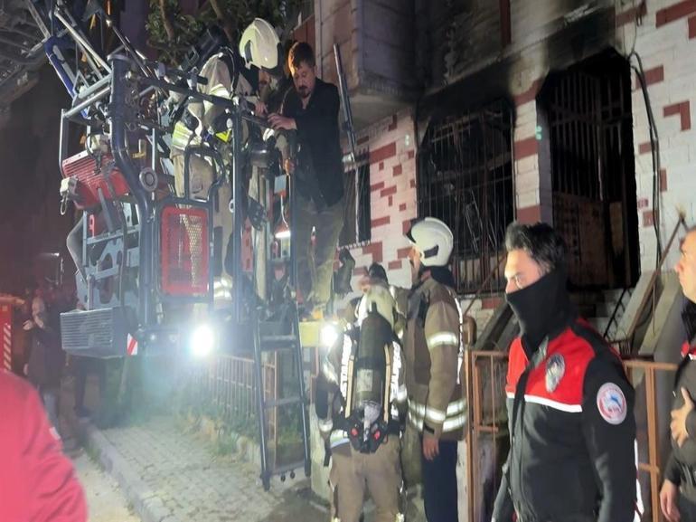 Avcılarda mahsur kaldılar: Korkunç yangında 20 kişi hastaneye kaldırıldı