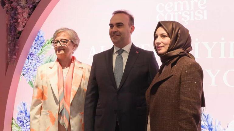 Cemre Çarşısı’nın kapıları iyiliğe açıldı