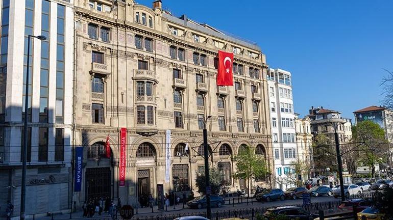 KÜME, Karaköy Palas’ta Mümkün temasıyla ArtıKÜME 2025 ve ODAK sergilerini tanıttı