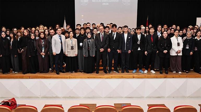AK Parti İzmir Milletvekili Dr. Kasapoğlu: Demokrasi; fikrin, sözün ve düşüncenin ağırlığına duyulan saygıdır