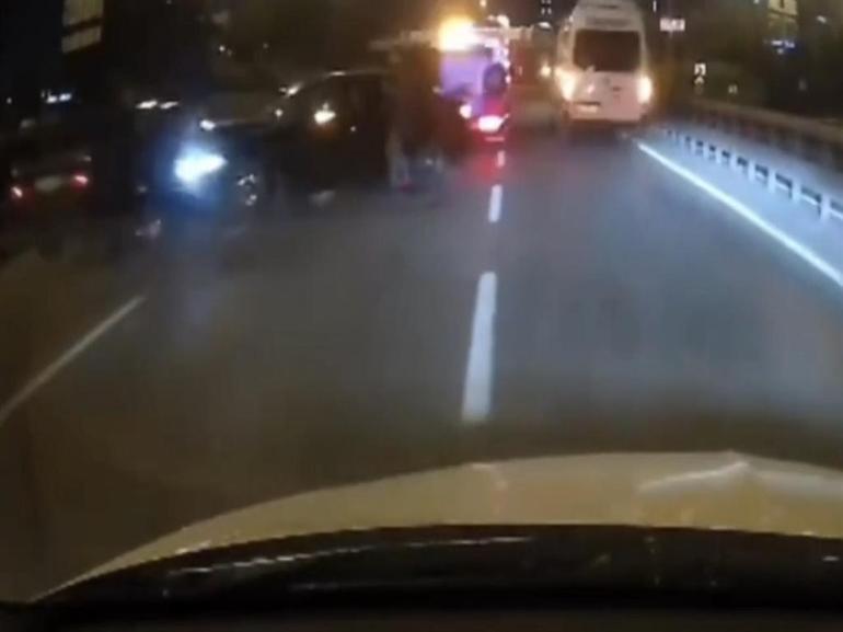 İstanbulda korkunç zincirleme kaza 1i ağır 4 yaralı
