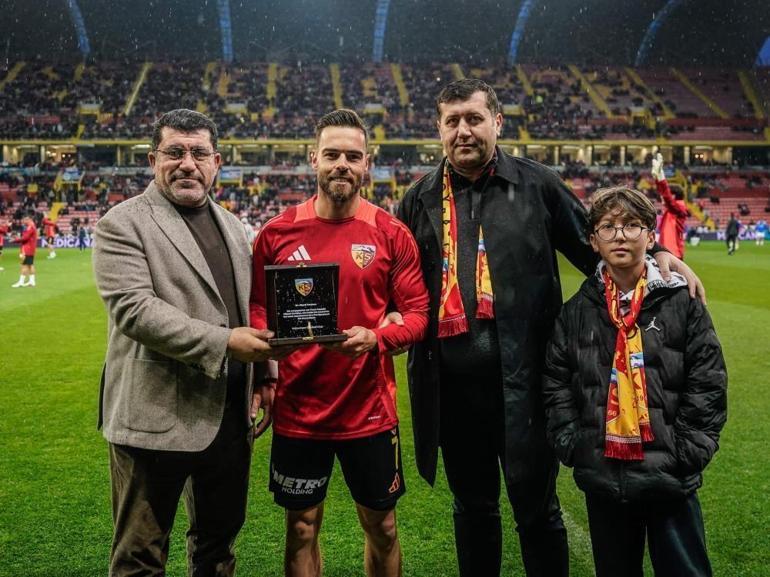 Kayserisporda Miguel Cardoso yıktı, geçti Tarihe geçen performans