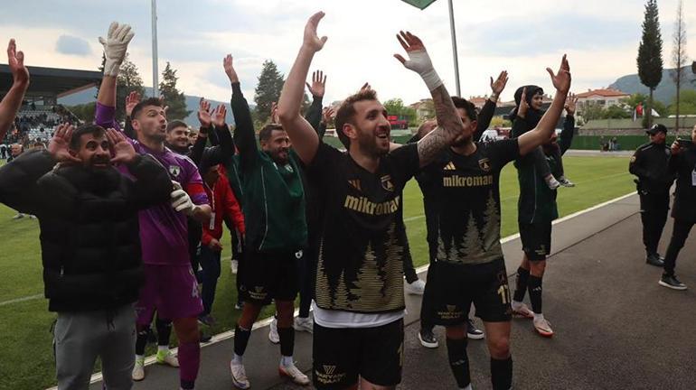 Muğlaspor, Şanlıurfasporu devirdi 1. lig için tek maç kaldı