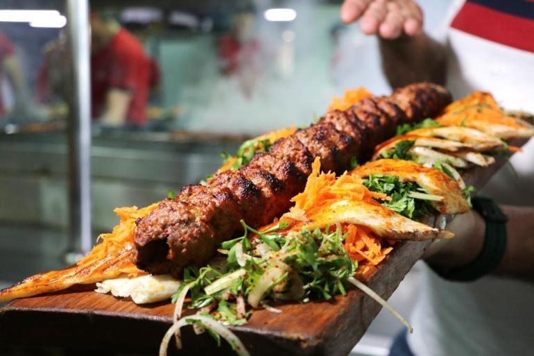 Adana kebabı ve salata ikilisinde glutatyon etkisi