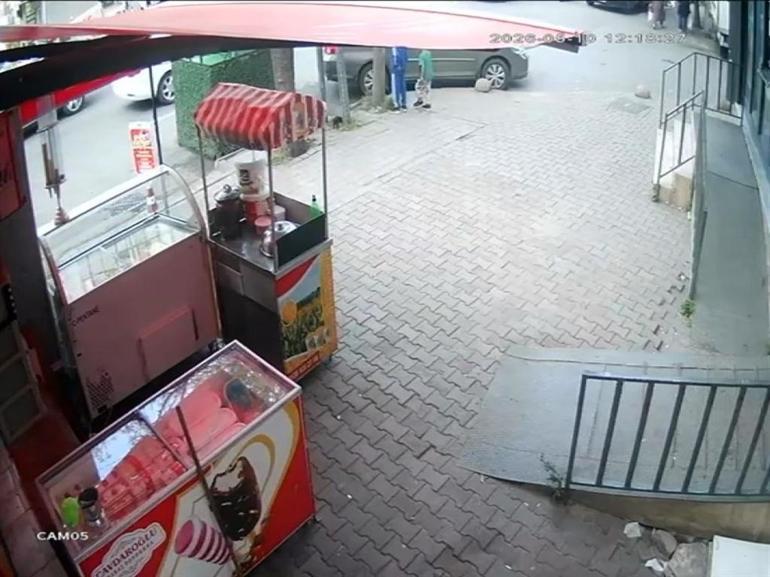 Esenlerde kediye bıçak çektiler, uyaran kadının üstüne yürüdüler