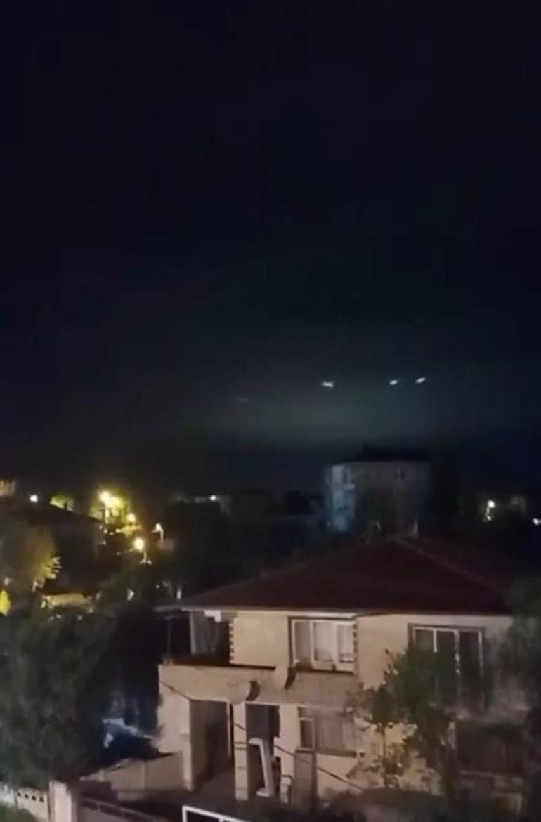 Sakarya Kocaalide gökyüzünde görülen ışıklar merak uyandırdı