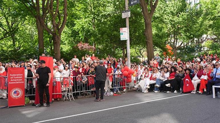 New Yorkta 43. Türk Günü Yürüyüşü coşkuyla kutlandı