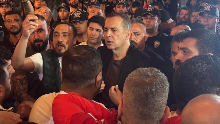 Antalyaspor küme düştü, şehir resmen yıkıldı Yüzlerce polis devreye girdi