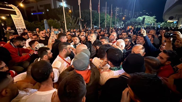 Antalyaspor küme düştü, şehir resmen yıkıldı Yüzlerce polis devreye girdi