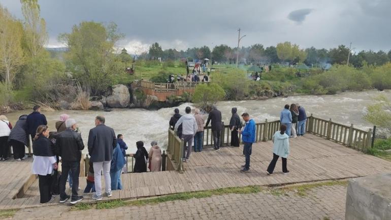 Vanda inci kefalinin göç yolculuğunu görmeye gelenler eli boş ayrıldı