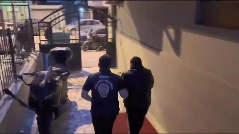 9 milyon lira vurgun yapmışlar Sahte TOKİ sitesi kurarak vatandaşları dolandıran şebekeye operasyon: Siteyi bire bir kopyalamışlar