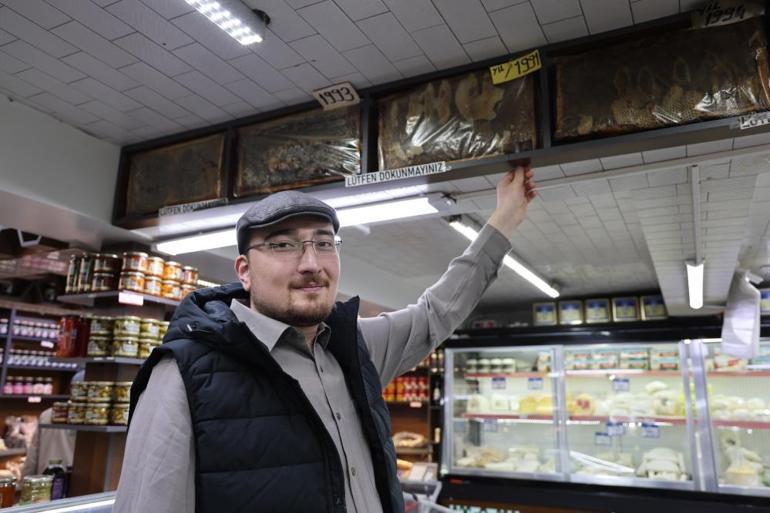 Görenler dönüp bir daha bakıyor 35 yıldır özenle saklanıyor