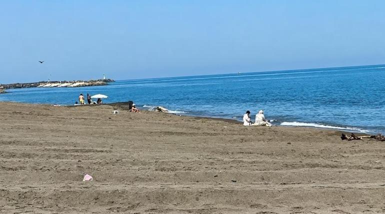 Düzcenin Karadeniz sahilinde herkes kendi hazırlığını yaptı: 35 kilometrede geçerli olacak