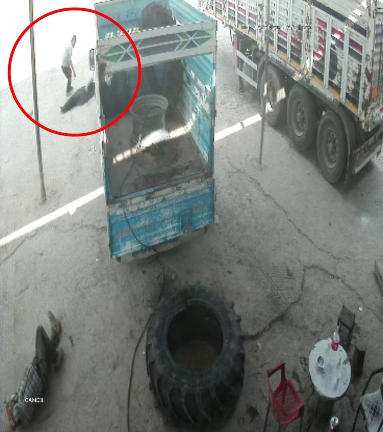 Traktör lastiği hava basıldığı sırada patladı, 2 işçinin yaralandığı o anlar kamerada