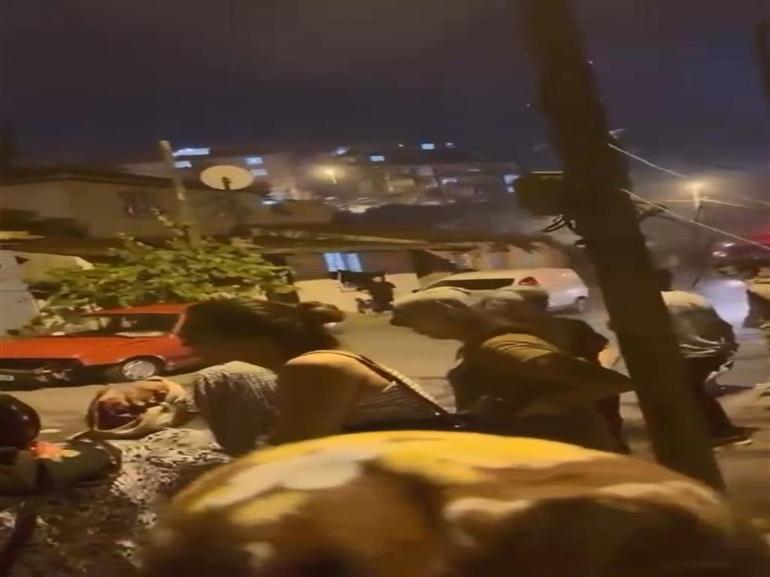 Gaziosmanpaşa bu akşam korktu: Gecekondu yangınına itfaiye zorlukla müdahale etti