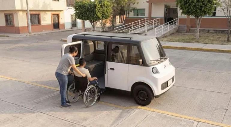 6 kişilik elektrikli otomobil tanıtıldı: 400 bin TLye satılacak