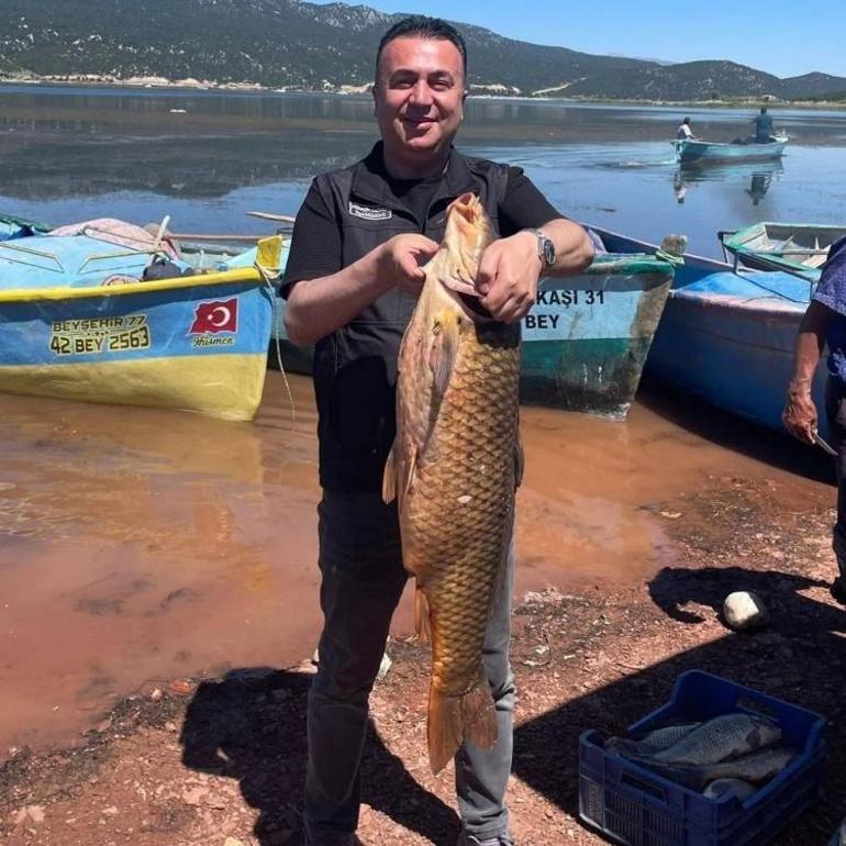 Konyada av yasağı kalktı 15 kiloluk sazan yakaladılar