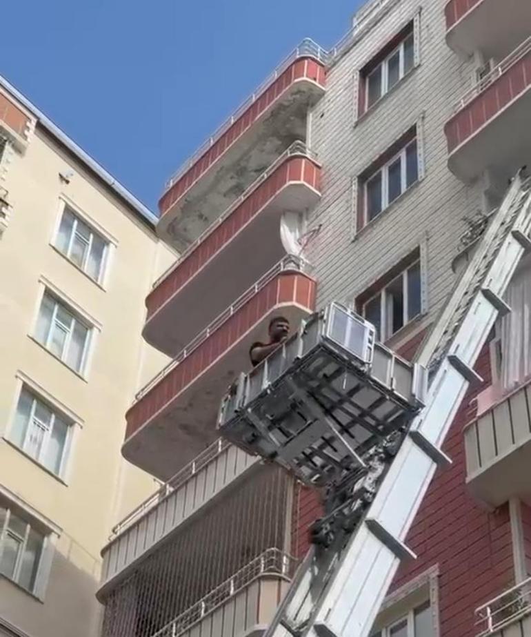 Siirtte apartman dairesinde çıkan yangın büyük panik yarattı