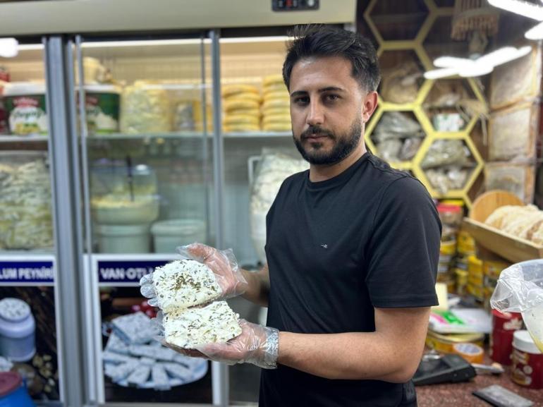 Vanın meşhur otlu peynirine tuz ayarı Yiyemeyenler de artık yiyebilecek