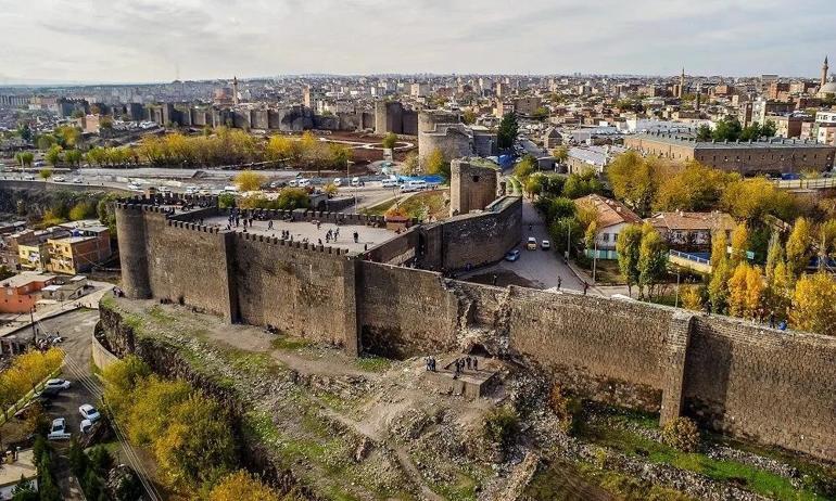 Diyarbakırın o ilçesinin ismi başka bir ülkede de kullanılıyor