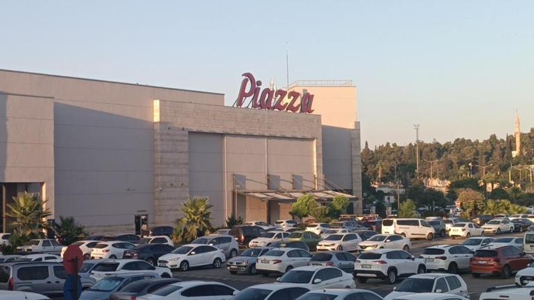 Şanlıurfada AVMnin otoparkında korkunç manzara Bulunan cesedin kimliği şaşırttı