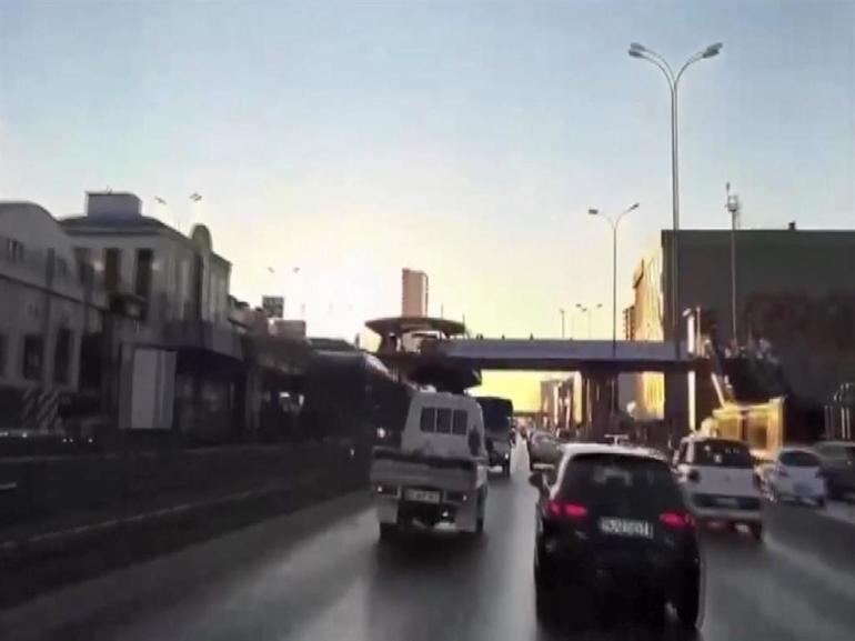 Avcılarda iki kamyonetten makas yarışı: 277 bin 622 lira ceza yediler