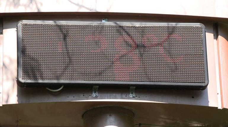 Adanada termometreler patladı Vatandaşlar gölgelik aradı
