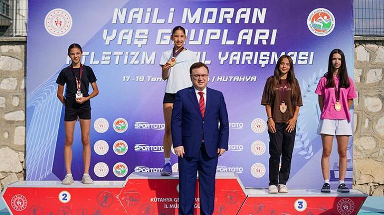 Geleceğin milli atletleri Kütahyada sahne aldı Naili Moran Türkiye Atletizm Şampiyonası sona erdi